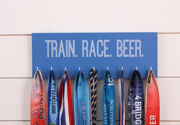 Marathon Medal Holder - Train. Race. Beer. - Medium